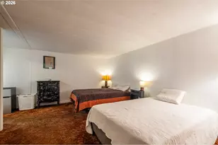 775 10th St SE, Bandon, OR 97411 - Photo 23