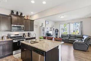 2293 SE 15th Alley, Gresham, OR 97080 - Photo 3