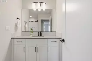 8165 SE Vermont St, Hillsboro, OR 97123 - Photo 17