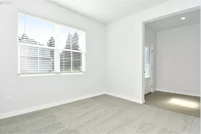 5908 NE 68th St, Vancouver, WA 98661 - Photo 3