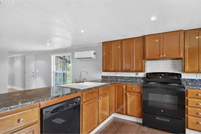 681 SW Concord Way, Beaverton, OR 97006 - Photo 17