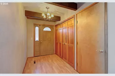 22813 NE 28th St, Camas, WA 98607 - Photo 13