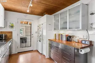 1630 N Blandena St, Portland, OR 97217 - Photo 13