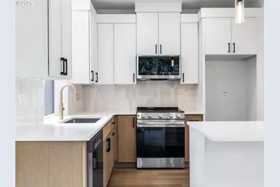 6605 N Seneca St, Portland, OR 97203 - Photo 7