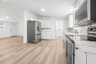 1190 27th Avenue, Sweet Home, OR 97386 - Photo 11