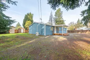1190 27th Avenue, Sweet Home, OR 97386 - Photo 5