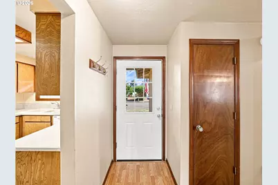 2899 SW 196th Ave, Beaverton, OR 97003 - Photo 3
