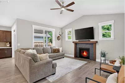 1094 NE Regan Hill Loop, Estacada, OR 97023 - Photo 3