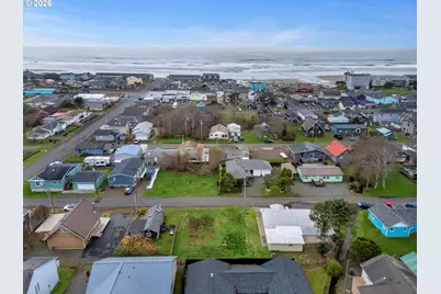 172 S Dolphin St, Rockaway Beach, OR 97136 - Photo 11
