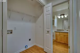 35457 Oakwood Dr, Saint Helens, OR 97051 - Photo 5