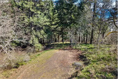 735 NW Strawberry Mountain Rd, White Salmon, WA 98672 - Photo 11