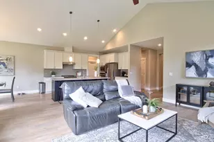 11807 NW 7th Ave, Vancouver, WA 98685 - Photo 9