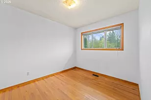 1136 SE 146th Ave, Portland, OR 97233 - Photo 15