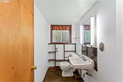 1136 SE 146th Ave, Portland, OR 97233 - Photo 25