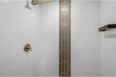 6103 SE Clatsop St, Portland, OR 97206 - Photo 27