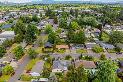 200 SE Evelyn Ave, Gresham, OR 97080 - Photo 43