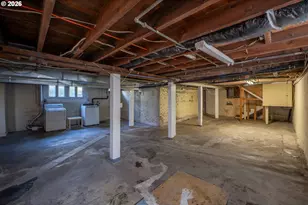 110 W 8th St, The Dalles, OR 97058 - Photo 35