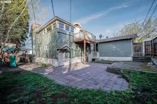 110 W 8th St, The Dalles, OR 97058 - Photo 31