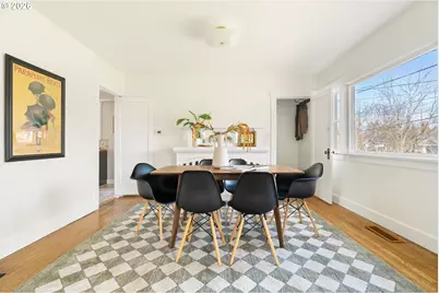 3215 NE 63rd Ave, Portland, OR 97213 - Photo 9