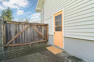 3215 NE 63rd Ave, Portland, OR 97213 - Photo 35