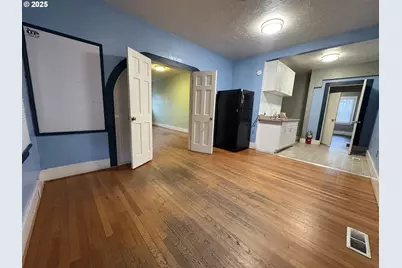 960/970 W 7th Ave, Eugene, OR 97402 - Photo 5