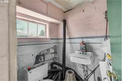 1810 SE Torbank Rd, Milwaukie, OR 97222 - Photo 29