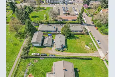1810 SE Torbank Rd, Milwaukie, OR 97222 - Photo 3
