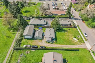 1810 SE Torbank Rd, Milwaukie, OR 97222 - Photo 3