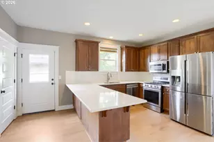 7604 N Washburne Ave, Portland, OR 97217 - Photo 13