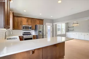 7604 N Washburne Ave, Portland, OR 97217 - Photo 15