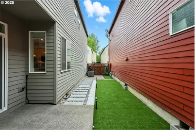 1143 SE Bianca St, Hillsboro, OR 97123 - Photo 39