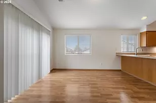 9405 SW Buckingham Pl, Beaverton, OR 97007 - Photo 7