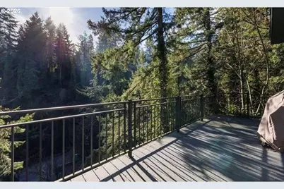 2982 NW Santanita Ter, Portland, OR 97210 - Photo 9