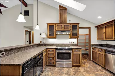 2620 W 22nd Ave, Eugene, OR 97405 - Photo 19
