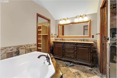 2620 W 22nd Ave, Eugene, OR 97405 - Photo 23