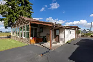 1590 W 2nd St, Halsey, OR 97348 - Photo 5