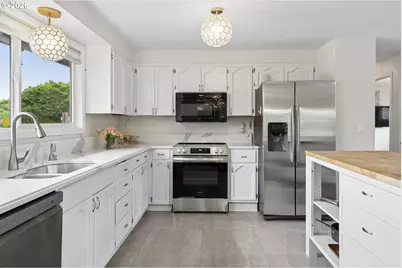 6922 SE Renada St, Milwaukie, OR 97267 - Photo 9
