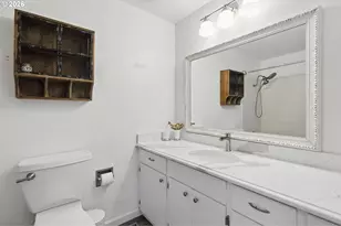6922 SE Renada St, Milwaukie, OR 97267 - Photo 13