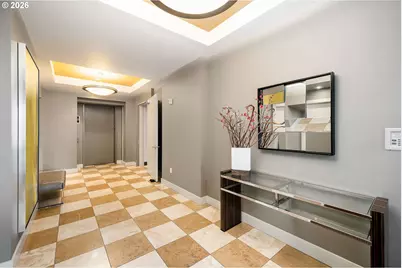 1930 NW Irving St NW #401, Portland, OR 97209 - Photo 3