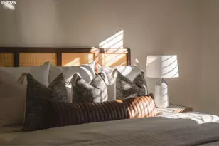 1930 NW Irving St NW, Portland, OR 97209 - Photo 19