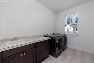 2751 Dahlia Dr, West Linn, OR 97068 - Photo 37