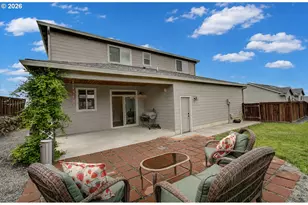 2307 E 6th St, La Center, WA 98629 - Photo 33