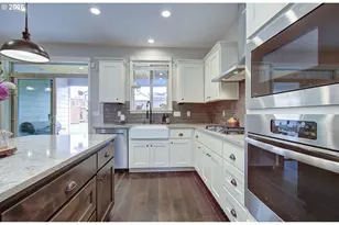 2307 E 6th St, La Center, WA 98629 - Photo 13