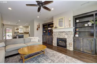 2307 E 6th St, La Center, WA 98629 - Photo 5