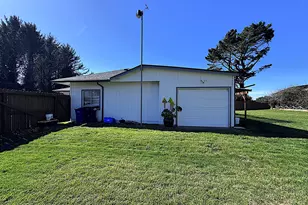 97935 Holly Ln, Brookings, OR 97415 - Photo 43