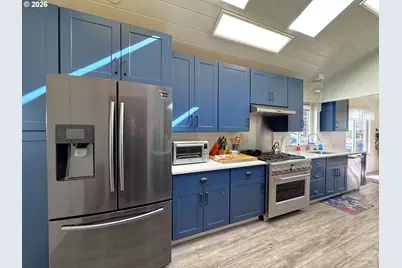 97935 Holly Ln, Brookings, OR 97415 - Photo 21