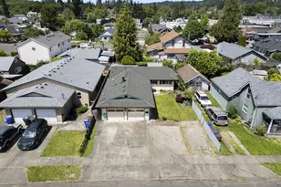 160 W Berkeley St, Gladstone, OR 97027 - Photo 5