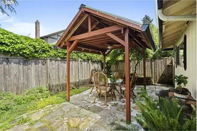 160 W Berkeley St, Gladstone, OR 97027 - Photo 25