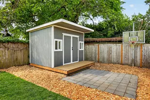 2006 NE Liberty St, Portland, OR 97211 - Photo 43