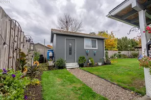 2440 NE Vallejo St, Salem, OR 97301 - Photo 17